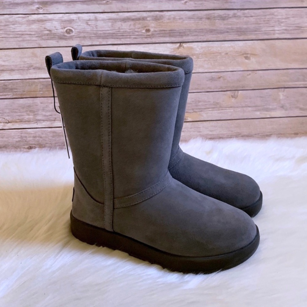UGG Metal Classic Short Waterproof Boots